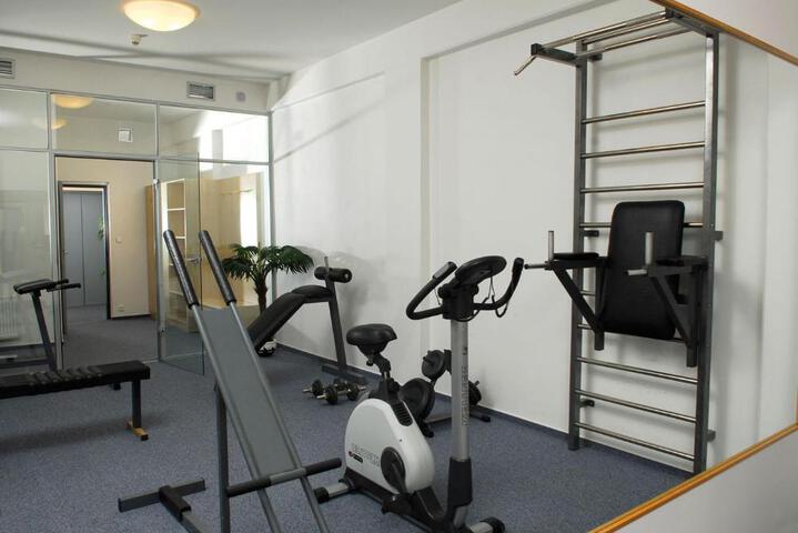 Photo 11