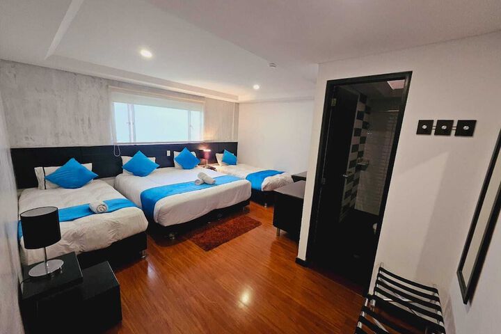 Room 11 of 35