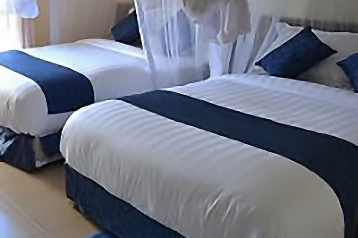 Room 3 of 39