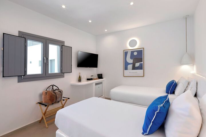 Room 42 of 119