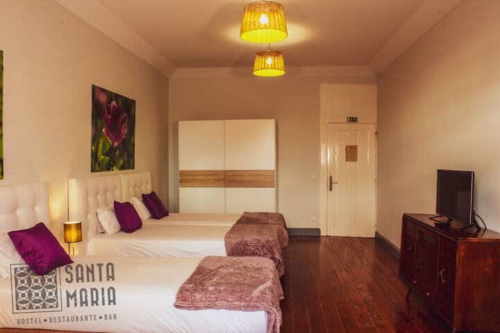 Room 10 of 50