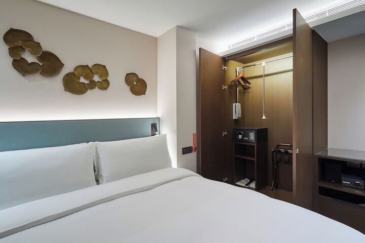 Room 59 of 121