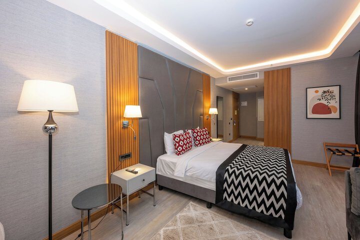 Room 26 of 61