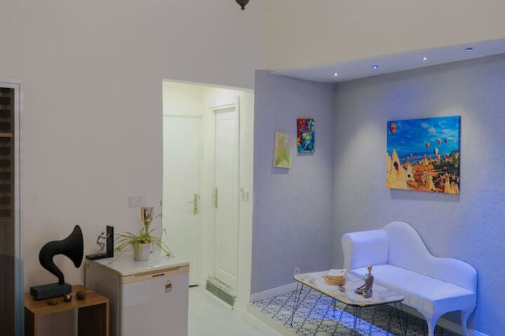 Room 34 of 50