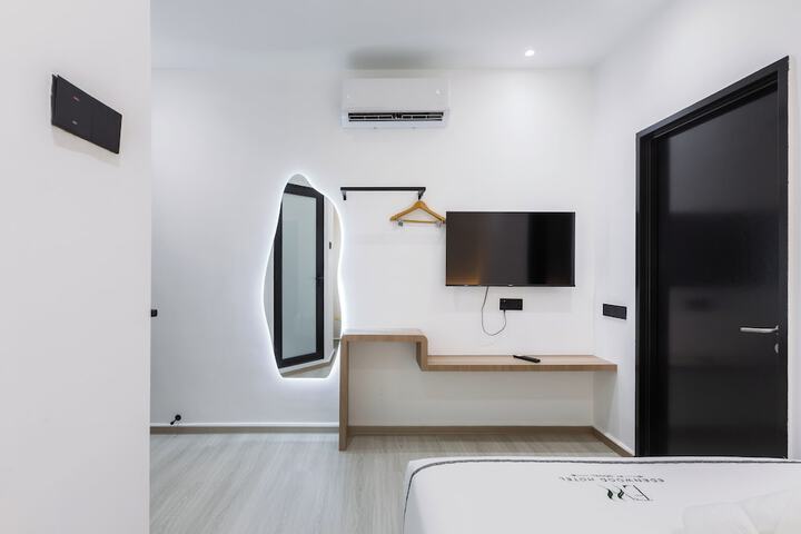 Room 16 of 139