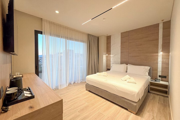 Room 156 of 165