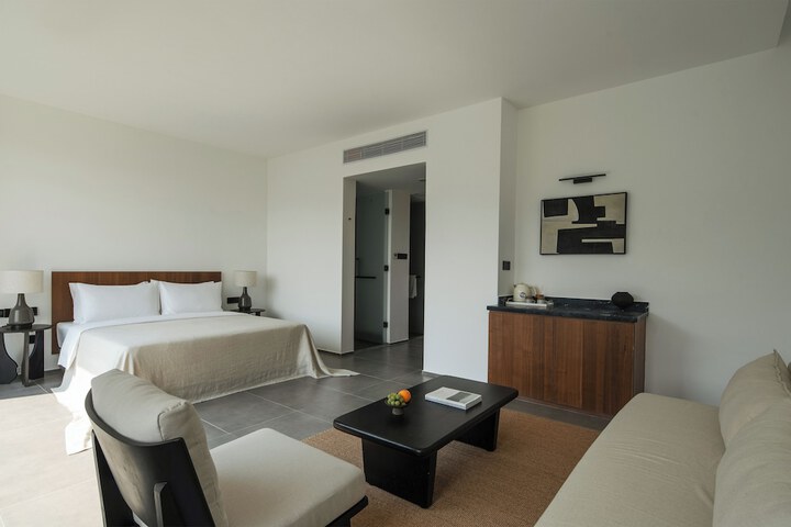 Room 61 of 331