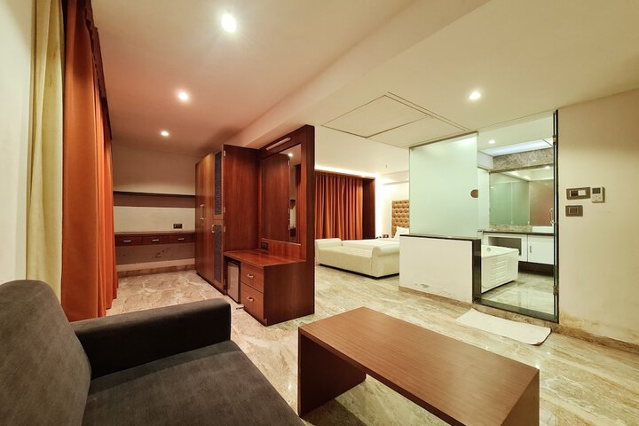 Room 8 of 58