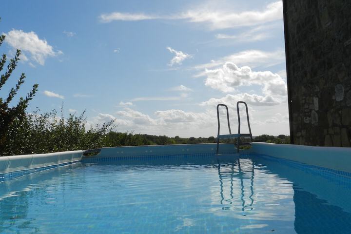 Pool Hotel