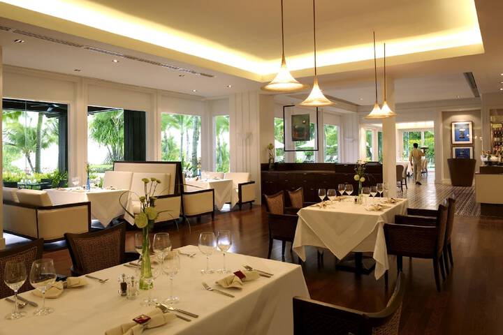 Dining 105 of 148