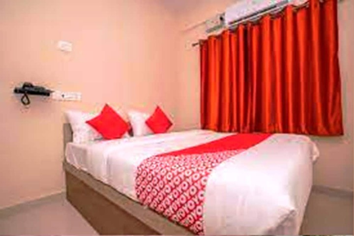 Room 2 of 9
