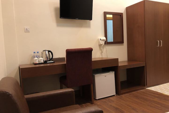 Room 8 of 29