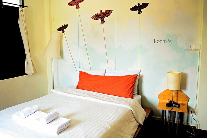 Room 2 of 24