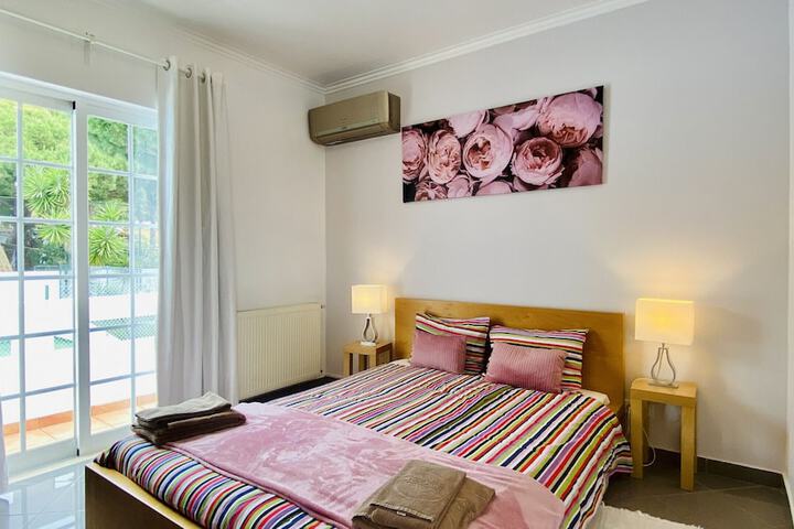 Room 3 of 51