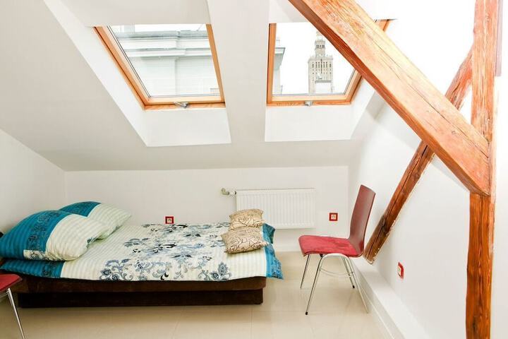 Room 30 of 49