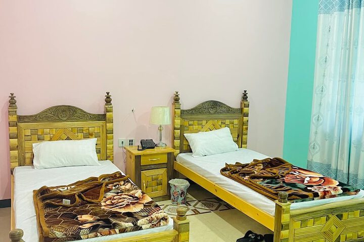 Room 34 of 46
