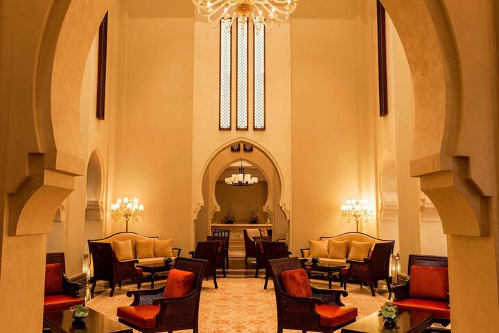 Hotel Interior 4 of 131