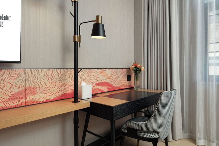 Room 10 of 79