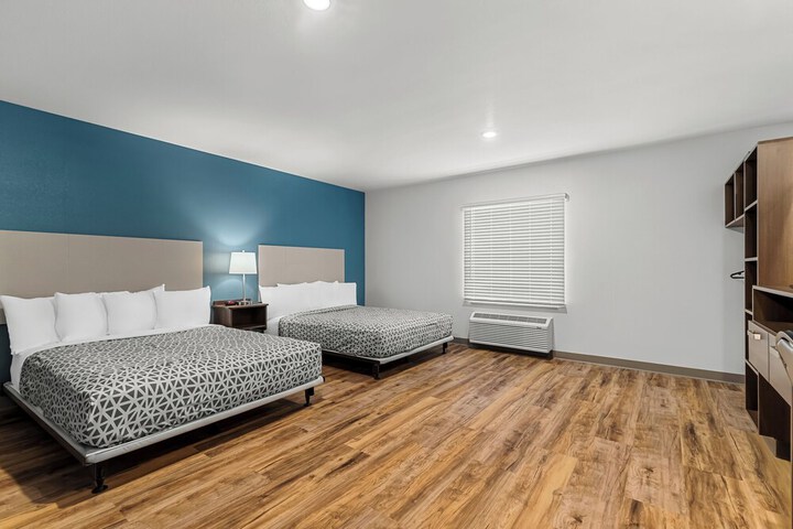 Room 7 of 38