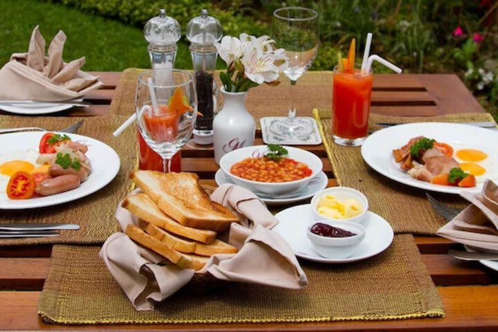Breakfast/Coffee Service 41 of 60