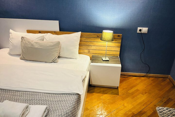 Room 59 of 96