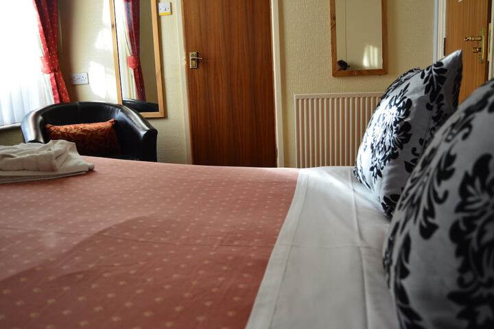 Room 23 of 61