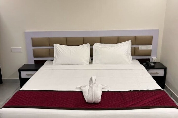 Room 6 of 23