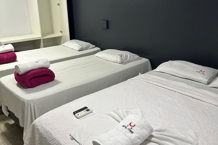 Room 8 of 22