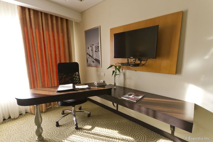 Room 51 of 95