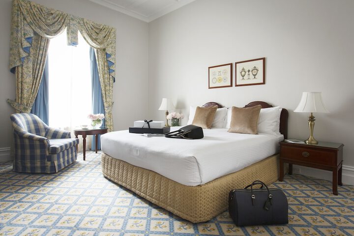 Room 16 of 44