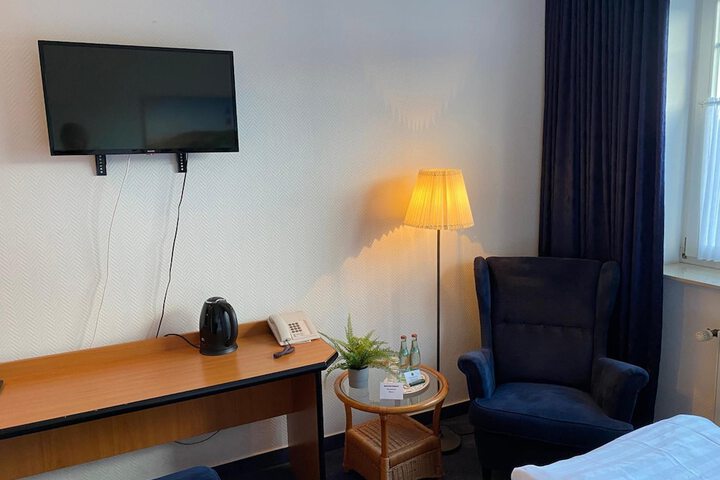 Room 5 of 31