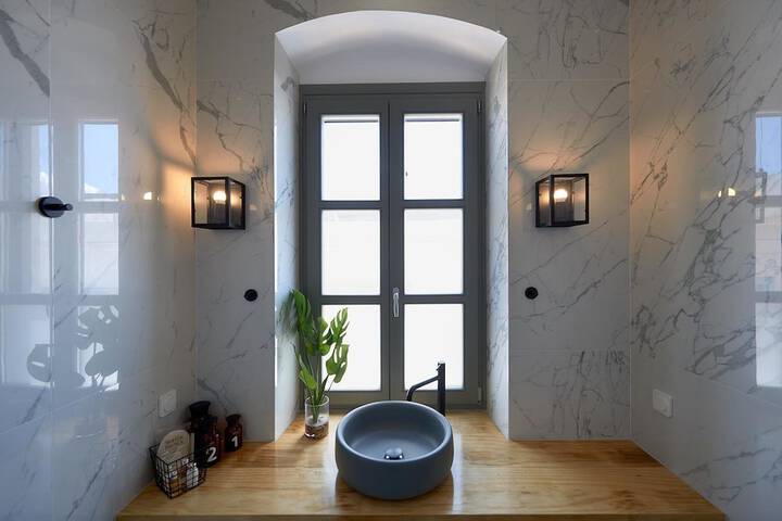 Bath Photo