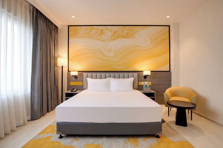 Room 10 of 70