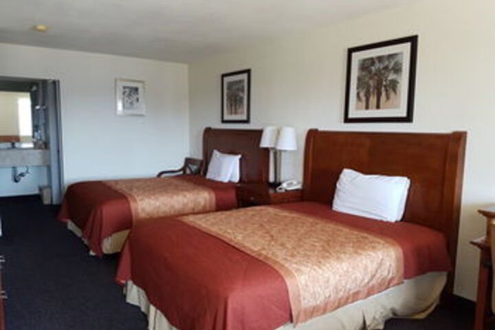 Room 19 of 29