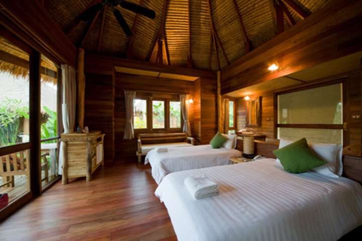 Room 15 of 111