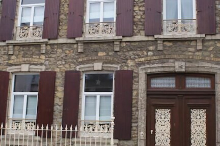 CHAMBRES DHTES OBEAUREPERE