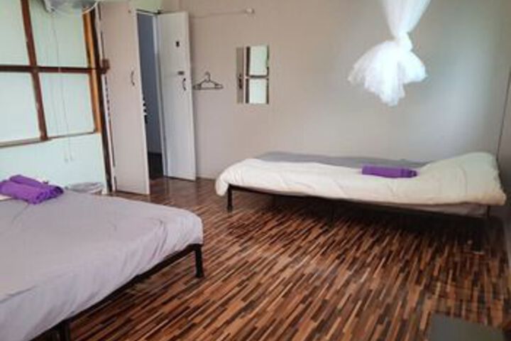 Room 25 of 43