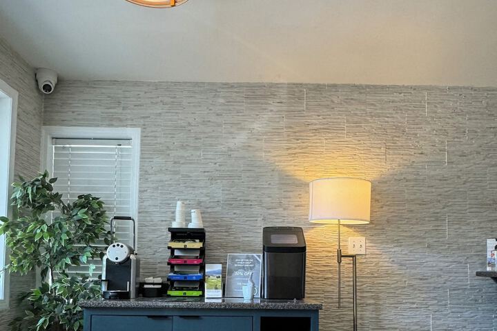 Hotel Interior 5 of 105