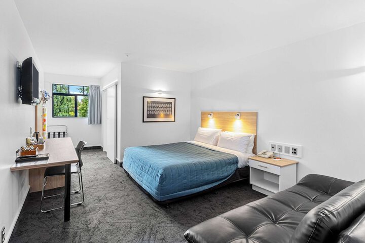 Room 15 of 49