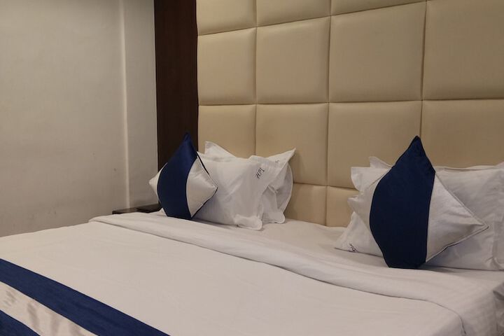 Room 3 of 23