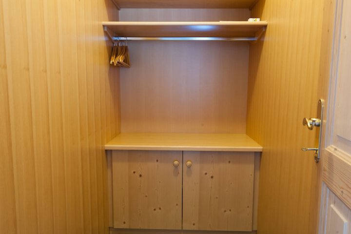 Room 86 of 180