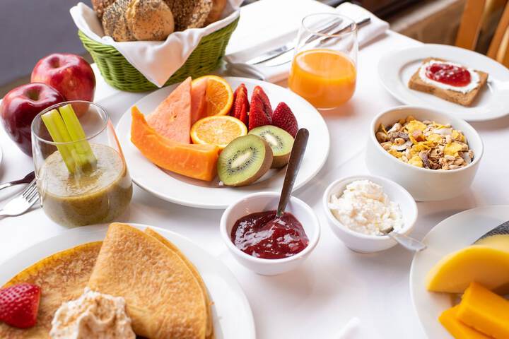 Breakfast/Coffee Service 32 of 41