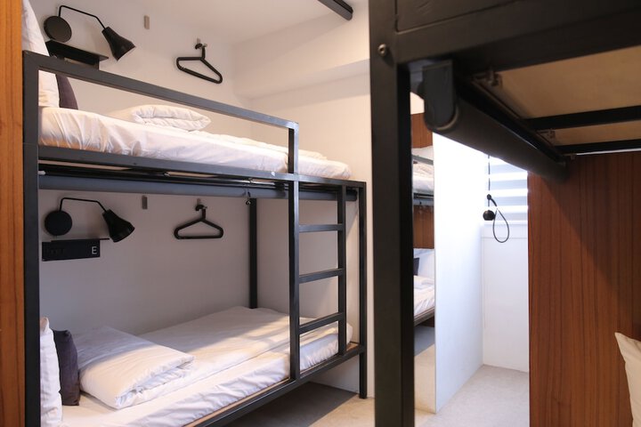 Room 25 of 44