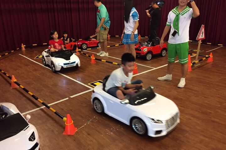 Childrens Activities 63 of 108