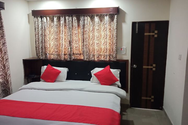 Room 7 of 28