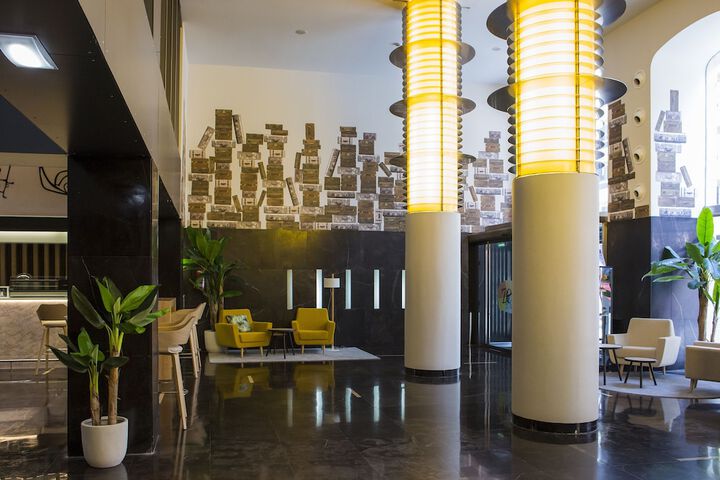 Lobby Photo