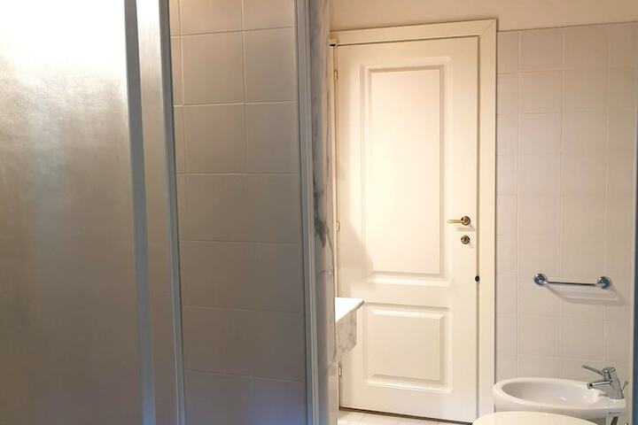 Room 30 of 73