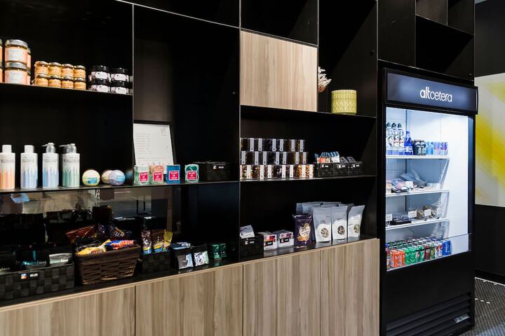 Snack bar