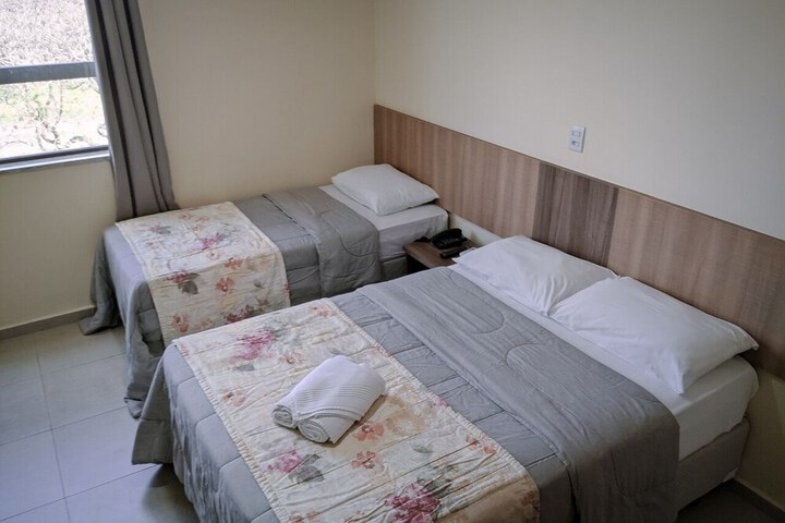 Room 12 of 63