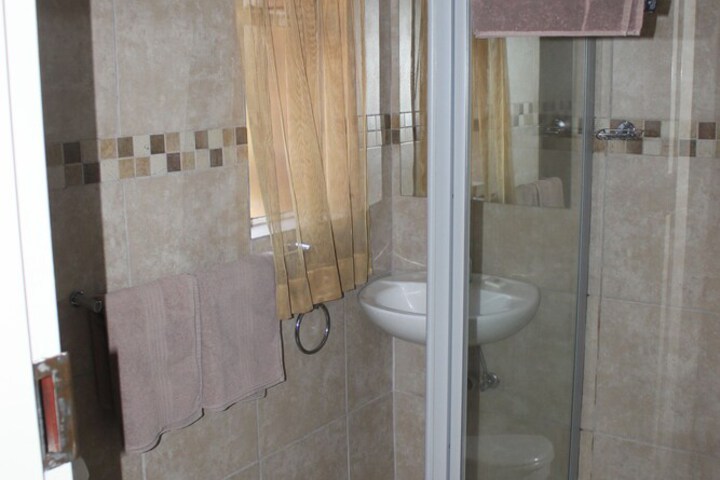 Room 175 of 267